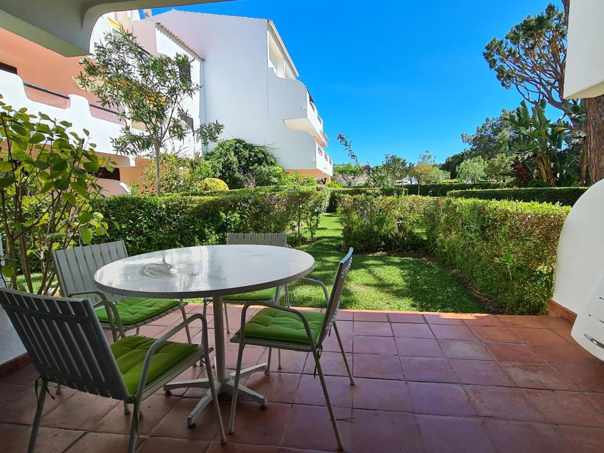 Ferienwohnung Apartamento Solar Dos Pinheiros Quarteira Exterior foto
